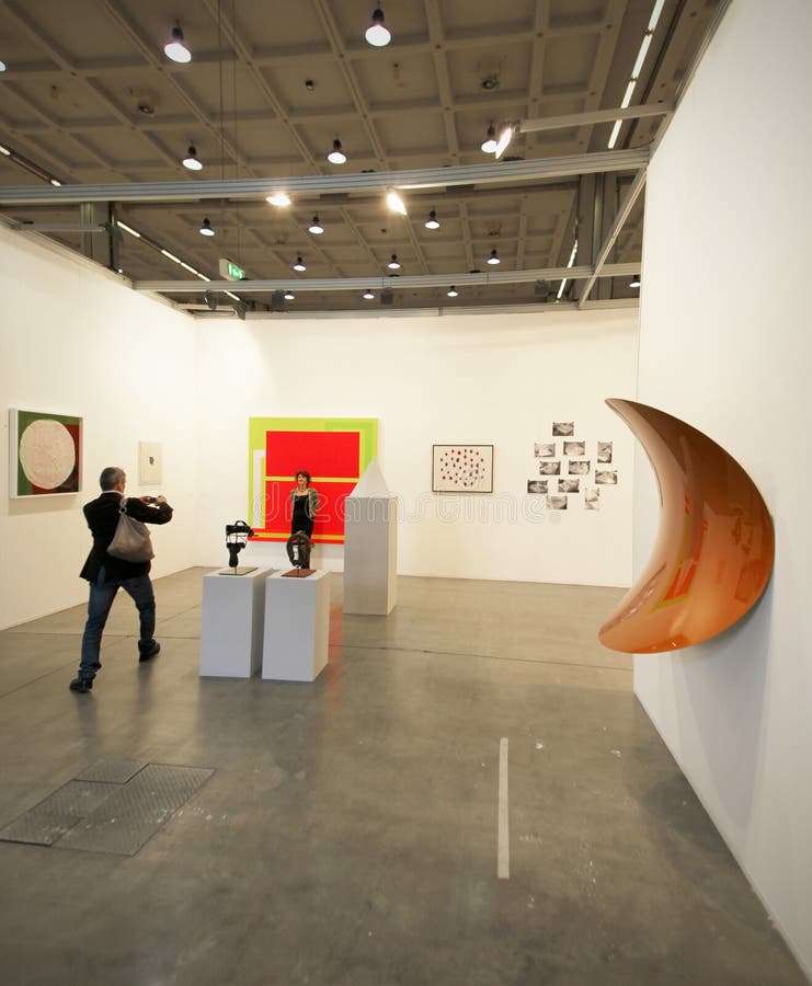The Global Canvas: Exploring Creativity at the International Exhibition of Modern Art